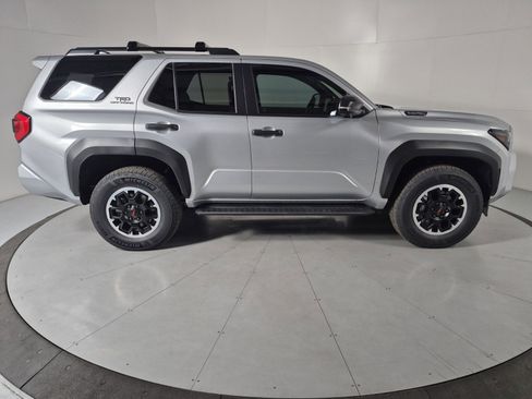 New 2026 Toyota 4Runner 4WD image 6