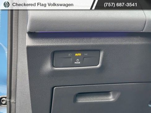 New 2026 Volkswagen Tiguan SE R-Line image 17