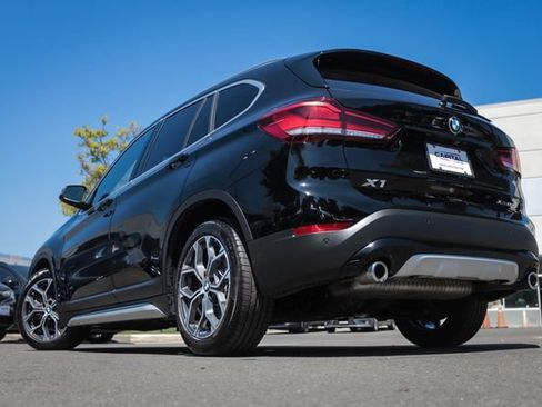 Used 2021 BMW X1 xDrive28i w/ Premium Package AWD/4WD image 2