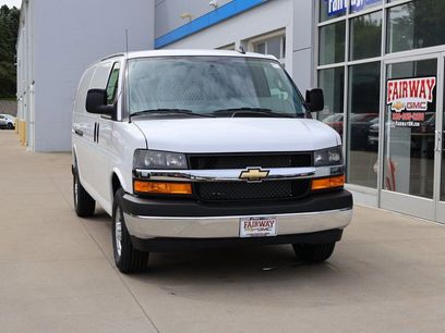 New 2025 Chevrolet Express 3500 Extended w/ Driver Convenience Package