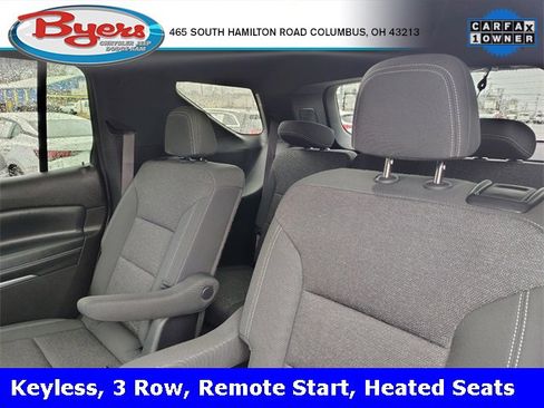 Used 2025 Chevrolet Traverse LT image 5