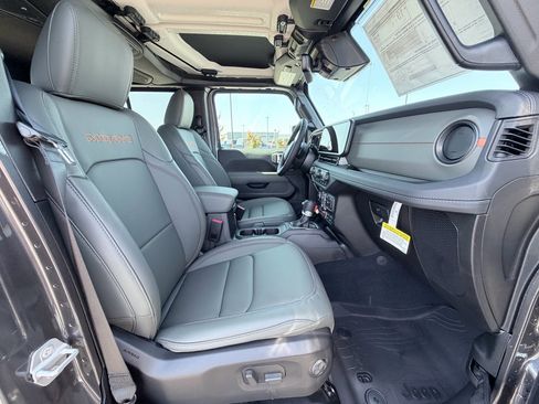 New 2026 Jeep Gladiator Mojave AWD/4WD image 24