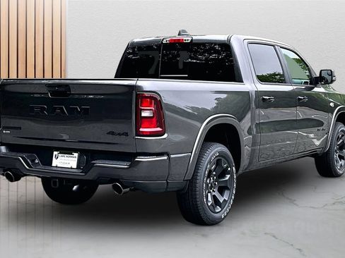 New 2026 RAM 1500 4x4 Crew Cab image 9