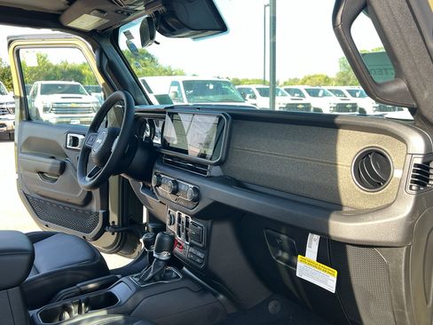 New 2025 Jeep Wrangler Unlimited Sport S 4xe AWD/4WD image 30