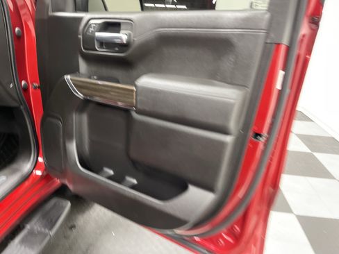 Used 2021 Chevrolet Silverado 1500 RST image 23