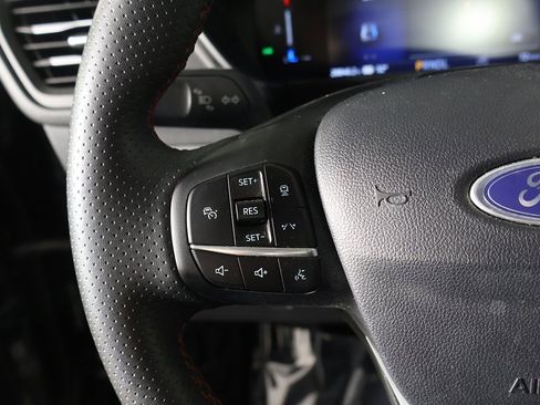 Used 2024 Ford Escape ST-Line w/ Tech Pack #1 image 39