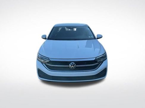 Used 2022 Volkswagen Jetta S w/ IQ.Drive Package image 2