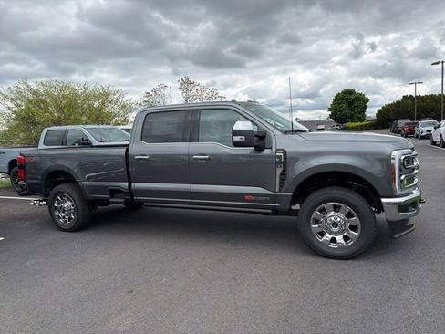 New 2026 Ford F350 Lariat w/ Lariat Ultimate Package AWD/4WD image 2