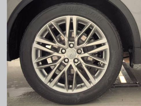 Used 2023 Acura MDX SH-AWD w/ Advance Package image 12