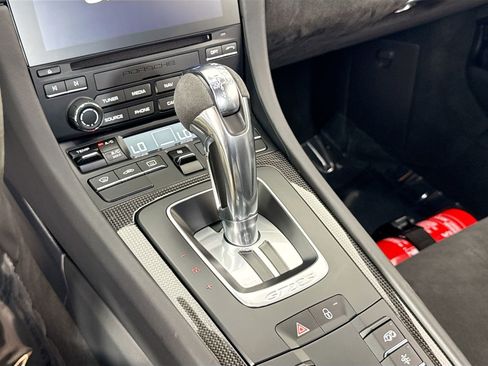 Used 2018 Porsche 911 GT2 RS image 15