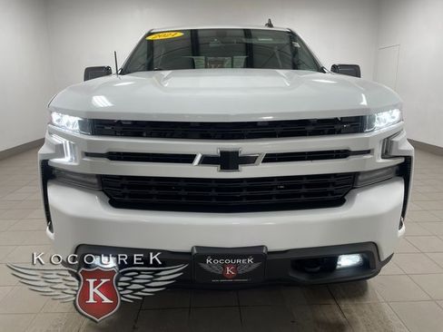 Used 2021 Chevrolet Silverado 1500 RST image 2