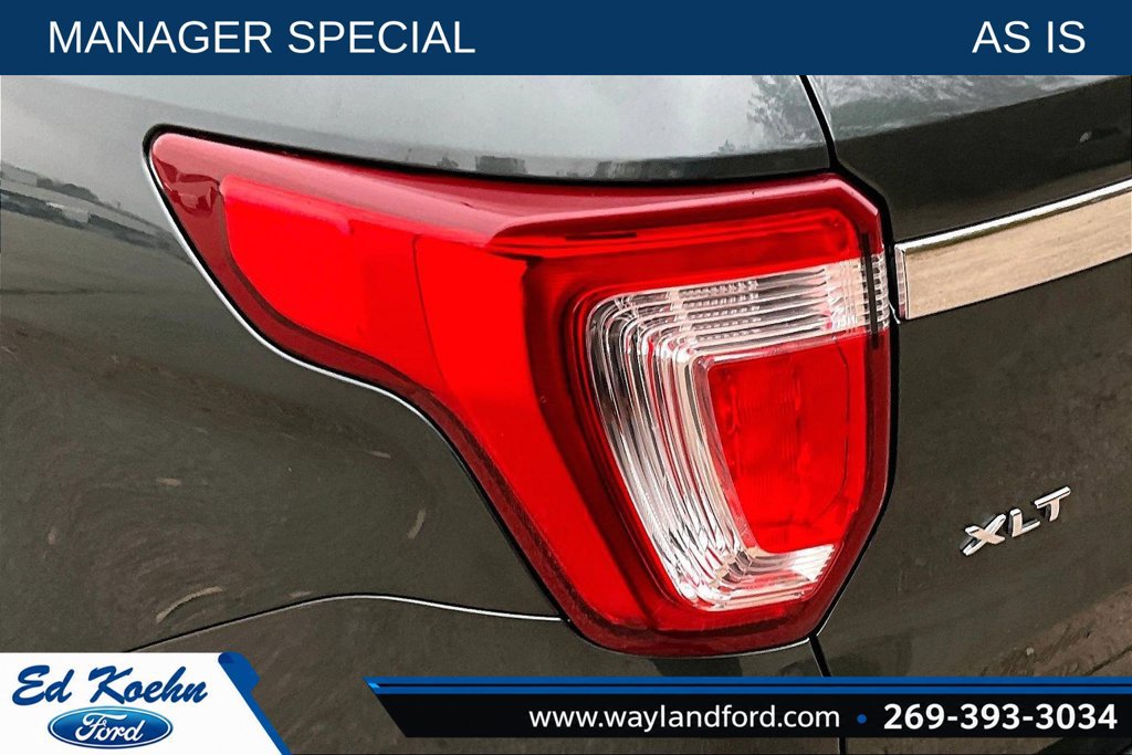 Used 2016 Ford Explorer XLT w/ Equipment Group 201A AWD/4WD image 30