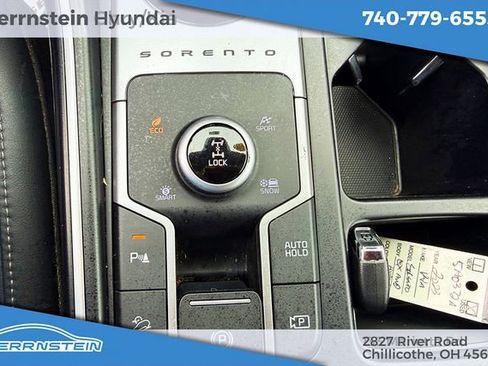 Used 2023 Kia Sorento EX AWD/4WD image 18