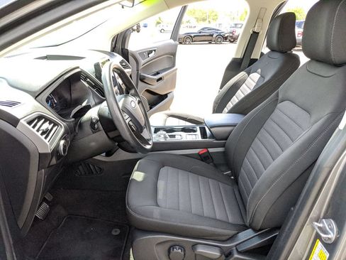 Used 2024 Ford Edge SE w/ Black Appearance Package AWD/4WD image 14