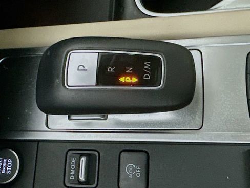 Used 2025 INFINITI QX60 Pure FWD image 16