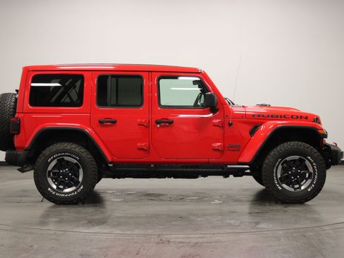 Used 2019 Jeep Wrangler Unlimited Rubicon AWD/4WD image 9