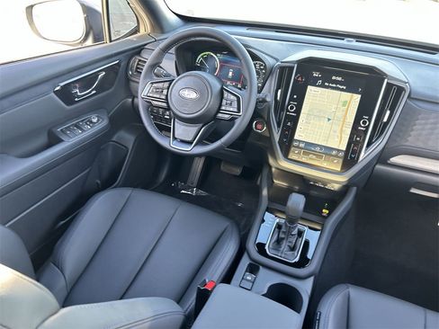 New 2025 Subaru Forester Limited image 10