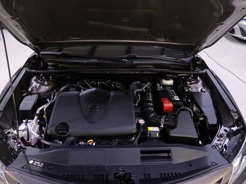 Used 2023 Toyota Camry XSE w/ Navigation Package image 9