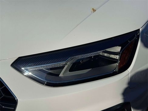 Used 2020 Audi A4 2.0T Premium image 9