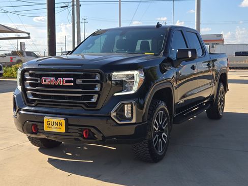Certified 2021 GMC Sierra 1500 AT4 w/ AT4 Value Package AWD/4WD image 7