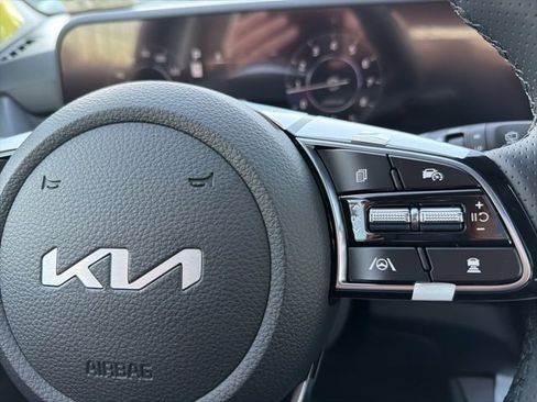 New 2026 Kia Seltos SX w/ SX Sunroof Package image 18