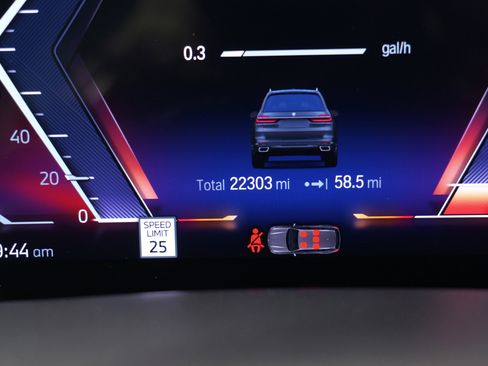 Used 2023 BMW X7 xDrive40i image 54