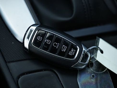 Used 2023 Hyundai Elantra SEL w/ Preferred Accessory Package image 43