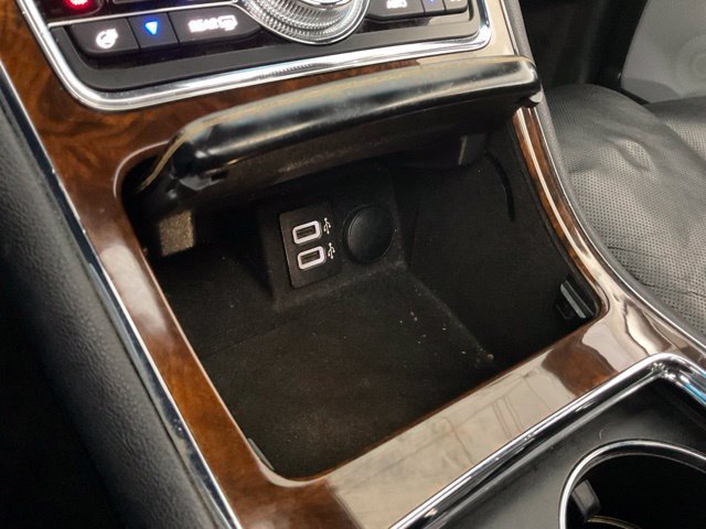 Used 2017 Lincoln Continental Reserve w/ Luxury Package AWD/4WD image 23