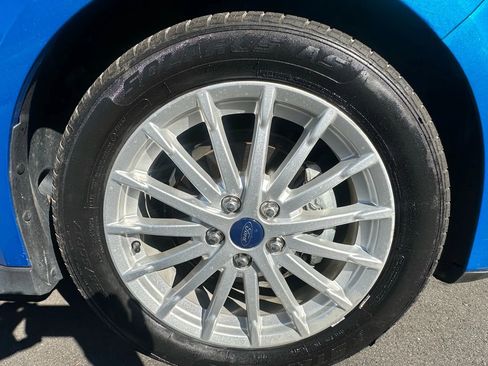 Used 2015 Ford C-MAX SEL w/ Equipment Group 302A image 13