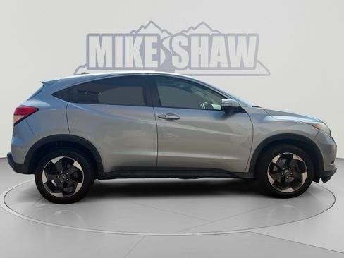 Used 2018 Honda HR-V EX image 6