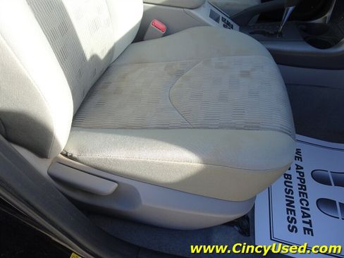 Used 2011 Toyota RAV4 4WD w/ Base L4 Extra Value Pkg image 29