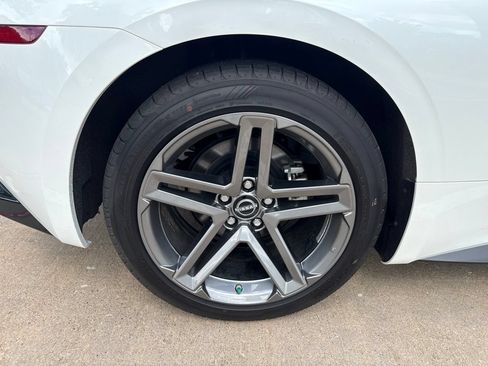 Used 2024 Nissan Z Sport w/ Floor Mat Package RWD image 8