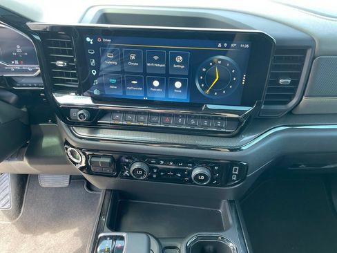 Used 2025 Chevrolet Silverado 1500 ZR2 w/ Technology Package AWD/4WD image 26