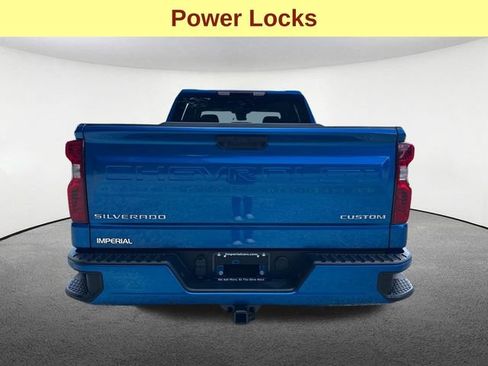 Certified 2023 Chevrolet Silverado 1500 Custom AWD/4WD image 12