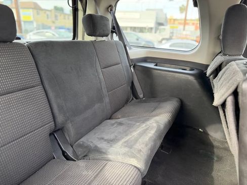 Used 2012 Nissan Armada SV w/ Driver Pkg RWD image 31
