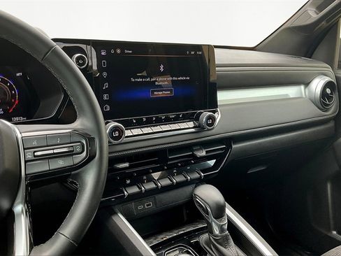 Used 2024 Chevrolet Colorado LT w/ LT Convenience Package II image 6