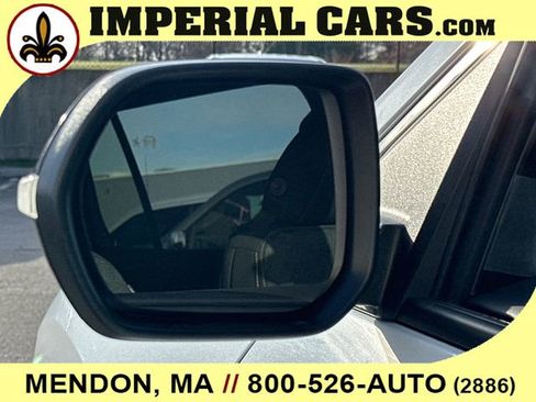 New 2026 Chevrolet Traverse LT w/ Driver Confidence Package image 9