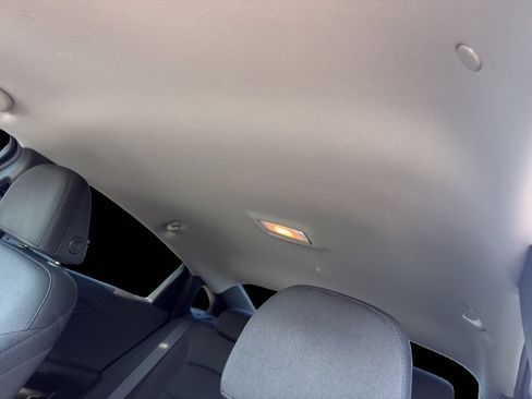 Used 2023 Chevrolet Malibu RS FWD image 21