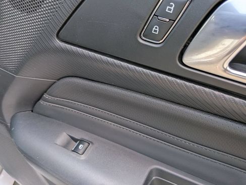 Used 2025 Ford Mustang Premium RWD image 31