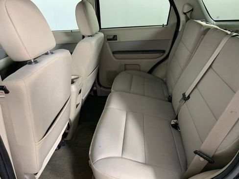 Used 2012 Ford Escape XLT AWD/4WD image 18