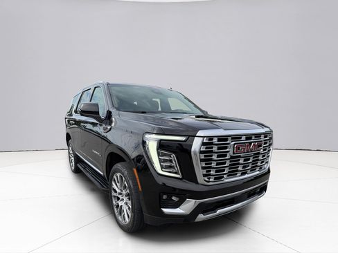 Used 2025 GMC Yukon Denali AWD/4WD image 17