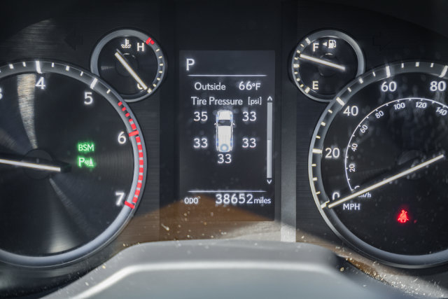 Used 2022 Lexus GX 460 Premium w/ Premium Plus Package AWD/4WD image 39