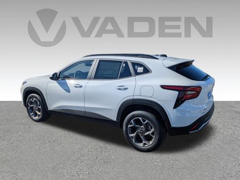 New 2026 Chevrolet Trax LT w/ Driver Confidence Package image 27