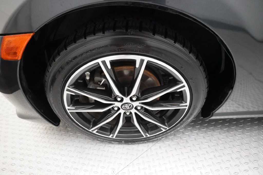 Used 2017 Toyota 86 RWD image 23