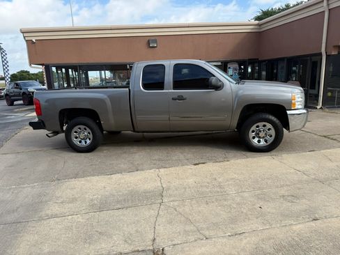 Used 2013 Chevrolet Silverado 1500 LS RWD image 4
