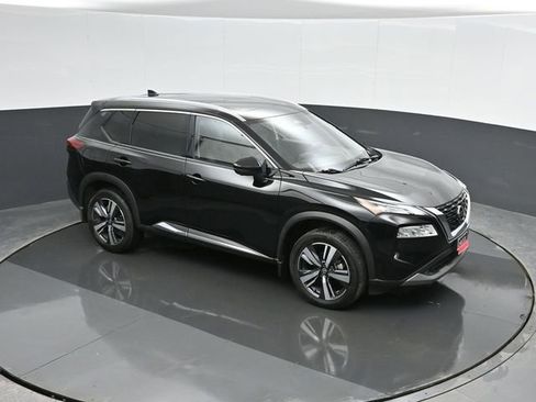 Used 2021 Nissan Rogue SL image 47