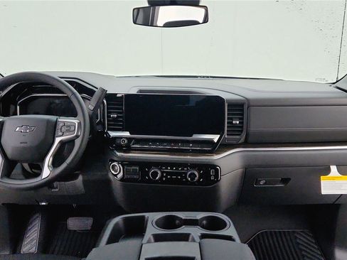 Used 2024 Chevrolet Silverado 1500 RST image 34