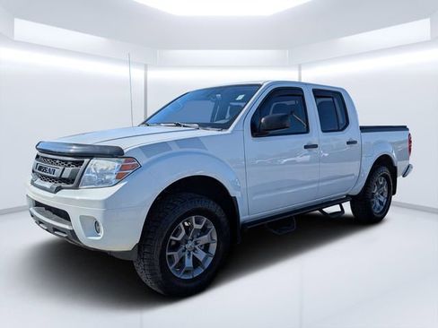Used 2020 Nissan Frontier SV RWD image 7