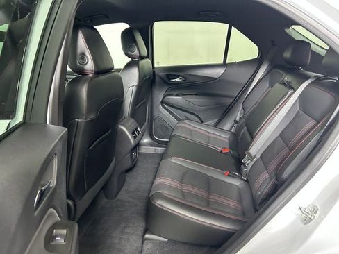 Used 2024 Chevrolet Equinox RS FWD image 26