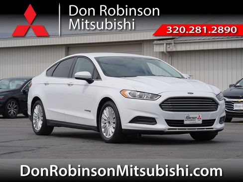 Used 2016 Ford Fusion S FWD image 1